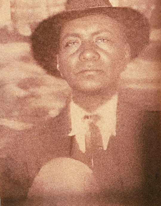 B7Album's tweet image. SirDavis is named in honor of Davis Hogue, Beyoncé’s paternal great-grandfather, who was a farmer and a moonshiner in the American South during Prohibition. He stashed whisky bottles in the empty knots of cedar trees for friends and kin to find and enjoy.