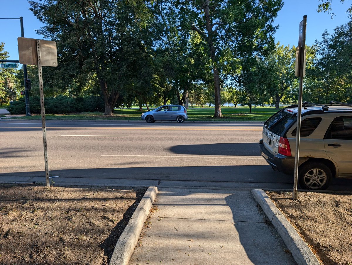 BryanByBike's tweet photo. New @RideRTD bus stop configuration on 17th at Steele.

I don't rely upon a wheelchair, but does anybody see the problem with this configuration?
Why do other bus stops have the No Parking sign well in front of the actual stop? 

cc: @BikeWalkBus @GreatDenTransit @human_centric_ https://t.co/qK2LEr4nqi