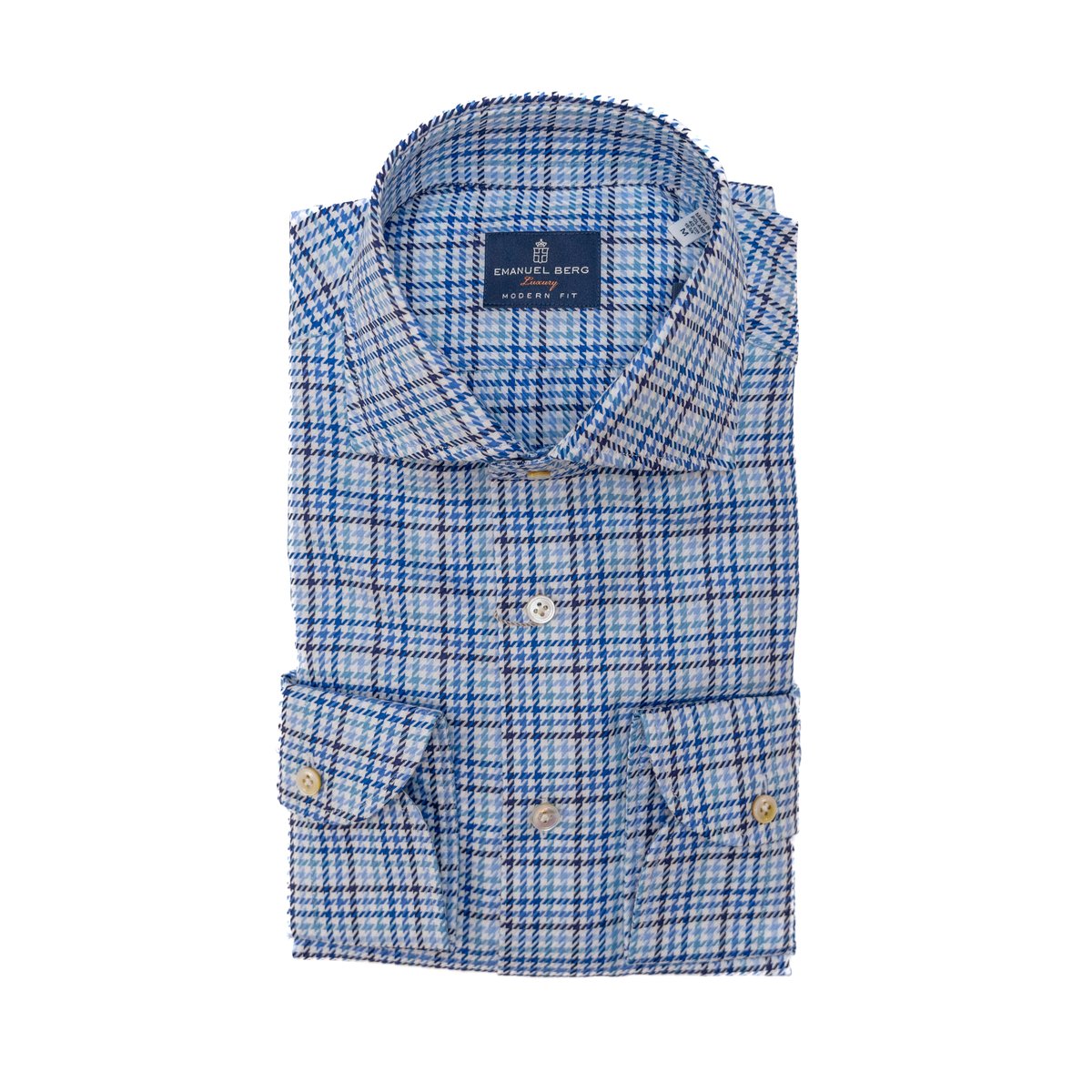 BPSkinner's tweet photo. No other button down comes close to the luxury and comfort that Emanuel Berg offers. Come shop with us today and peruse their brand new fall line in store today.
#bpskinnerclothiers #fallclothing #menswear https://t.co/unplW0fMcP