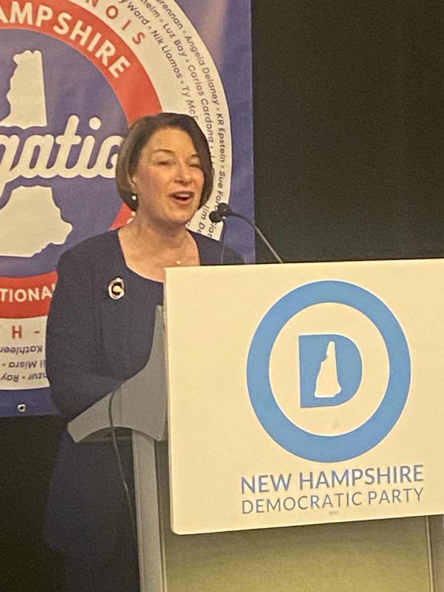 Senator Amy Klobuchar is up early to join the NH DNC delegates’ breakfast meeting this morning. ⁦@KamalaforNH⁩ #nhpolitics