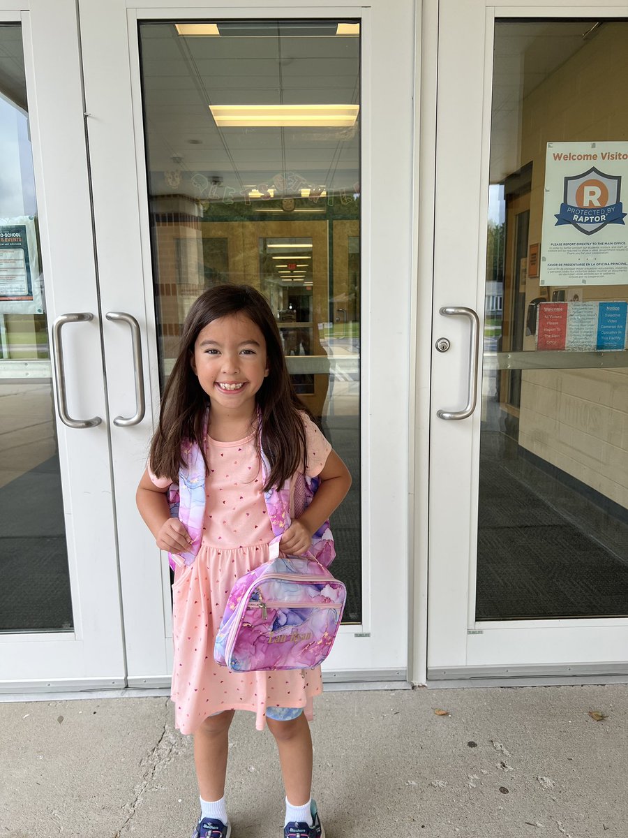 EllsworthMusic's tweet photo. It’s the first day of 2nd grade! Thank you @BereaCSD for the comfort and confidence I have as a parent that she will grow in multifaceted ways this year in such a safe and caring environment! We love @GrindstoneBCSD! ❤️ #TitansFirstDay #BeATitan @BCSDWheeler @terigrimm https://t.co/yiw3FwTDCP