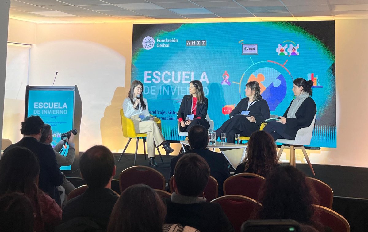 fundacionceibal's tweet photo. 📍Presentación convocatoria 2024 del #FSED en #EscueladeInvierno2024
🗓️ Hasta el 01/10 https://t.co/z2ECrMmtKZ