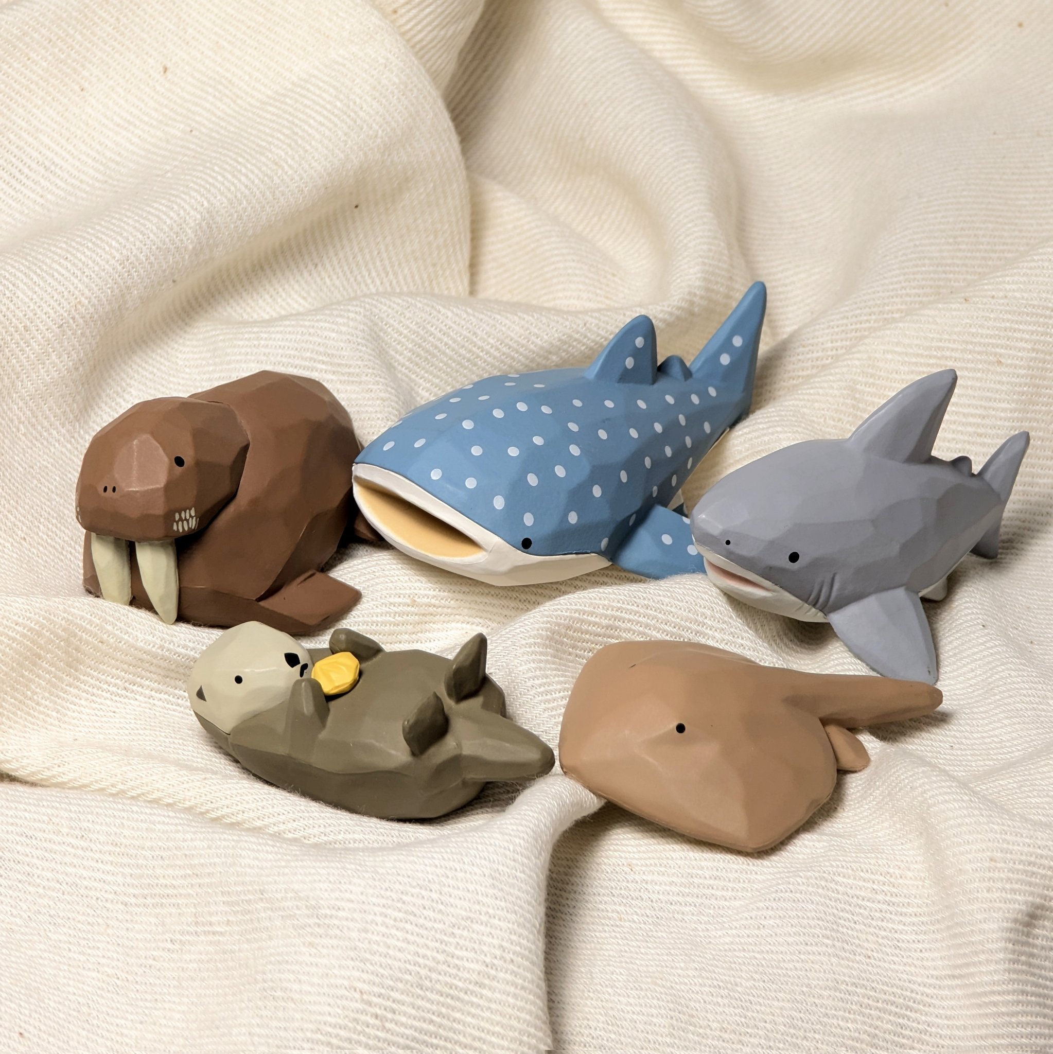 木彫り　サバンナの動物たち（リアルです） 木彫り サバンナの動物たち（リアルです）