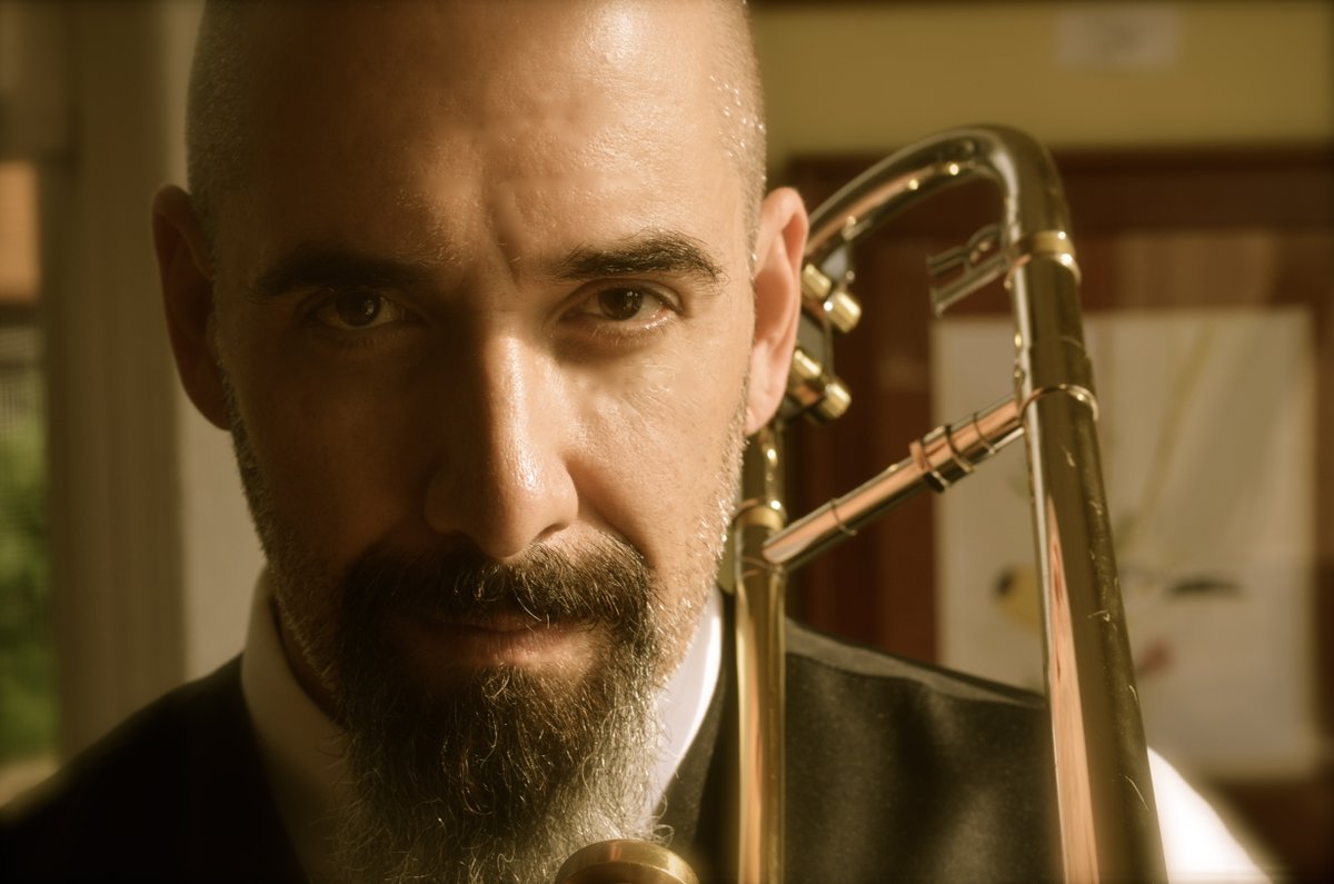 ✨ Free Jazz Tonight ✨

Join the Reggie Watkins Quartet outside at 5 PM on the Agnes R. Katz Plaza!

Part of the @BNYMellon presents JazzLive series presented in partnership with <a href="/MCGJazz/">MCG Jazz</a>