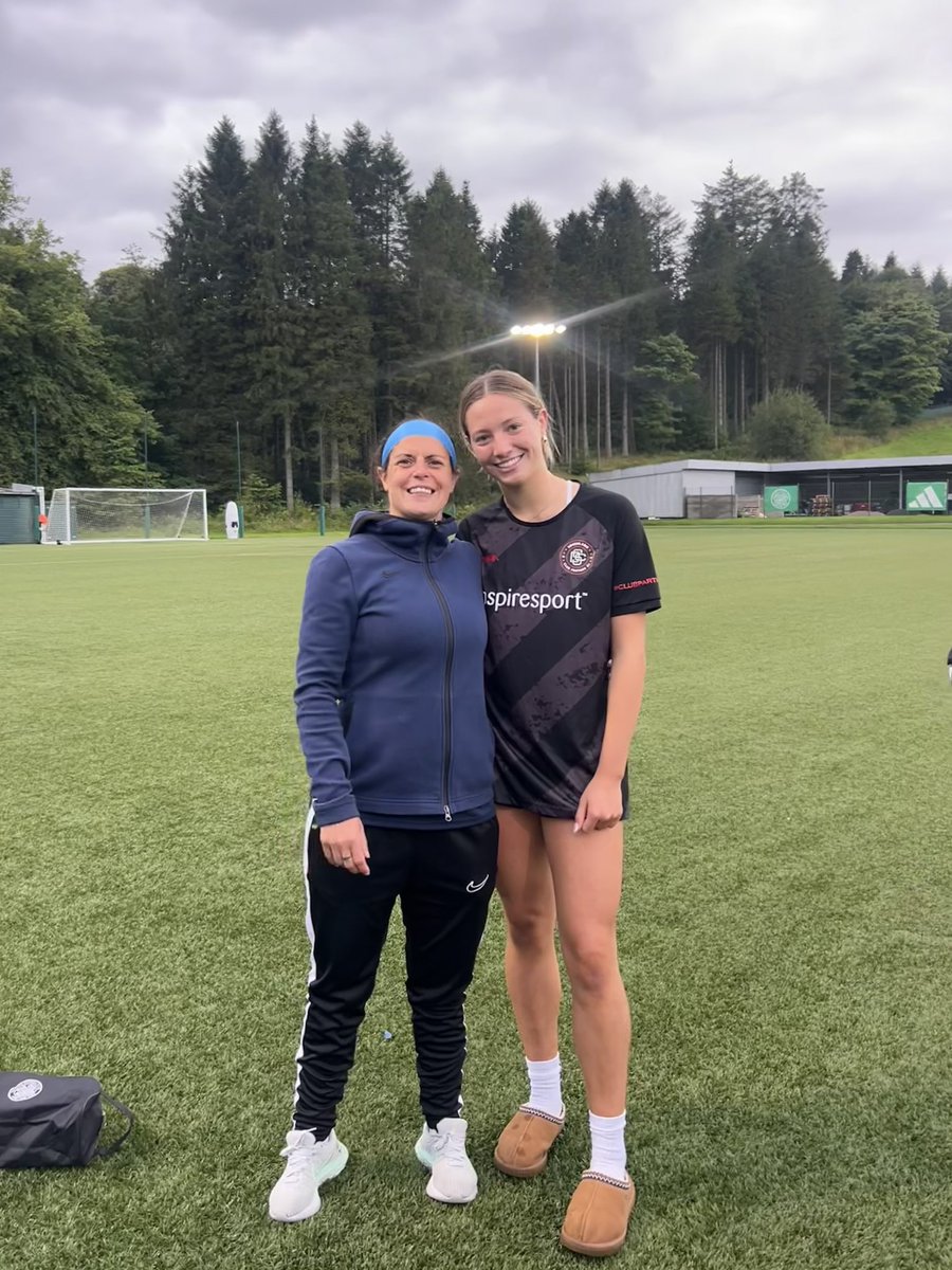AllieEmswiler's tweet photo. Thank you @soccerdotcom for giving me the opportunity to travel to Scotland with the best group. Over the past 10 days I got to train under top @CelticFC coaches and met some of my best friends along the way. Thanks to all the staff from @inspiresportNA. #clubpartnerxi https://t.co/X49xloMU0N