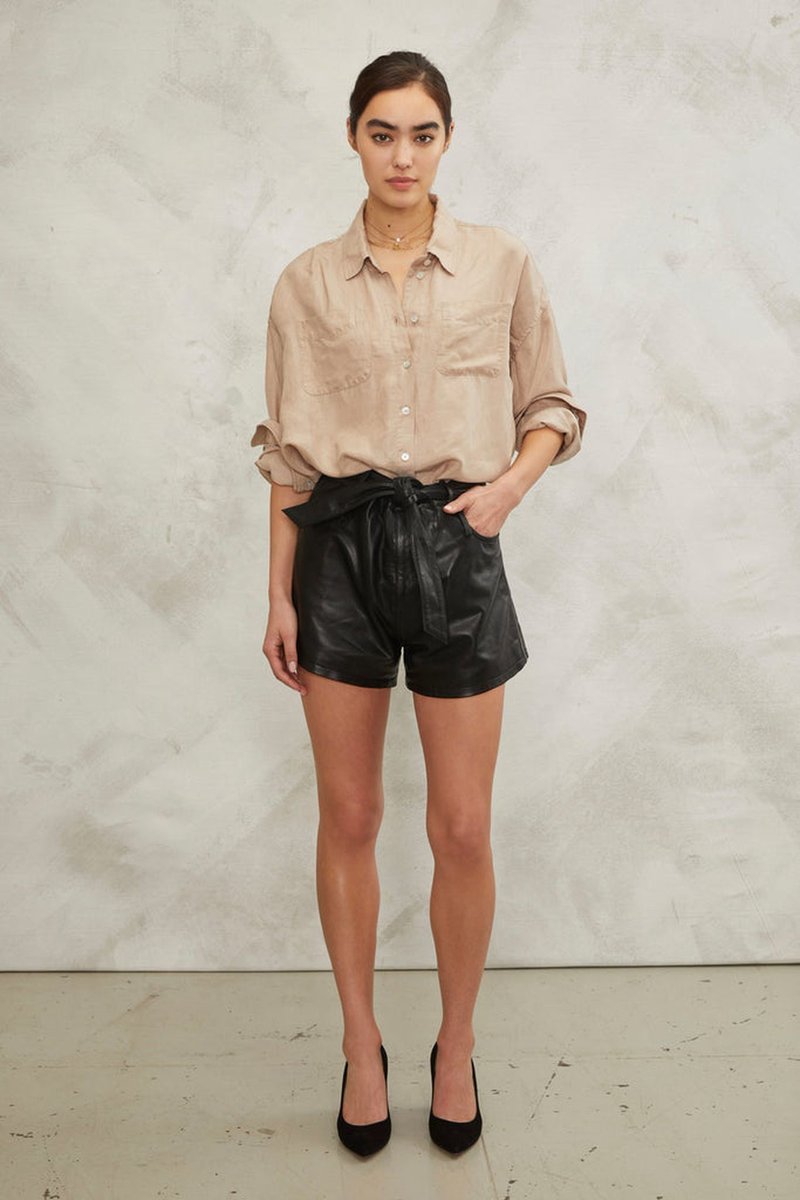 kendam_com's tweet image. Marissa Webb Pre-Fall 2024 collection lookbook kendam.com/news/lookbooks…

#MarissaWebb #PreFall2024 #Lookbooks #Fashion #Kendam