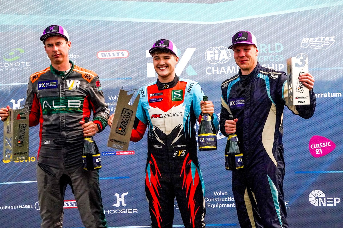 #YellowSquad tweet media