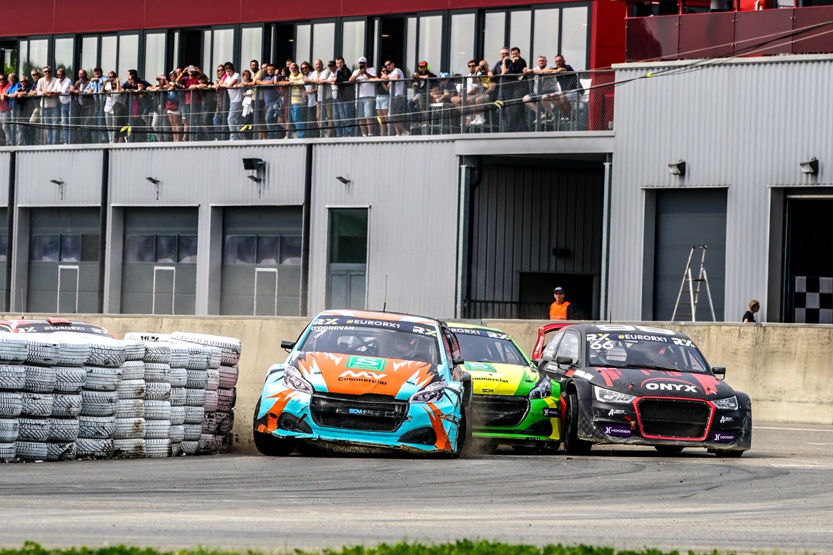 #YellowSquad tweet media