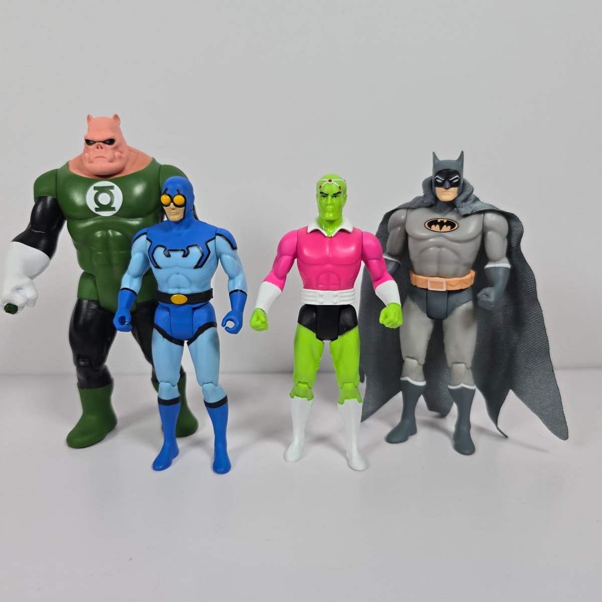 HatesJames32769's tweet image. More @mcfarlanetoys #superpowers #bluebeetle #kilowog #brainiac #batman Full unboxing and review youtu.be/-MEL6TPkMGE?si…