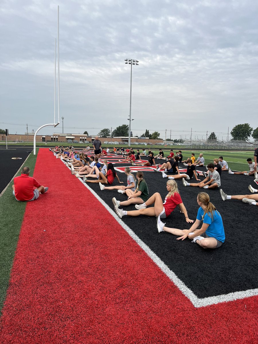 Grateful to have our outstanding ATC <a href="/JStit_ATC/">Jordan Stithem 🇺🇸</a> work with our athletes (and Coach Asher) on their hip mobility and core stability #HHRF