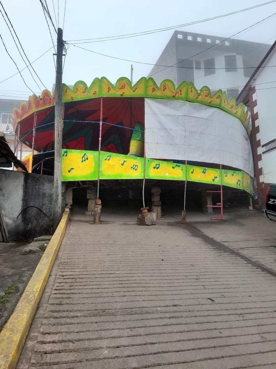 MexicoMagico's tweet photo. Un padre nuestro y a divertirse https://t.co/LZFTkD7L8p