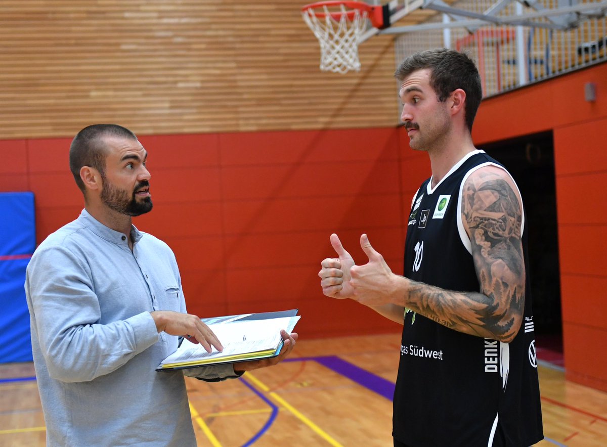 MTechHoops's tweet photo. Living the dream…@BellachCaleb settling in overseas in 🇩🇪 

#ProDiggs https://t.co/yCcjd3zoS0