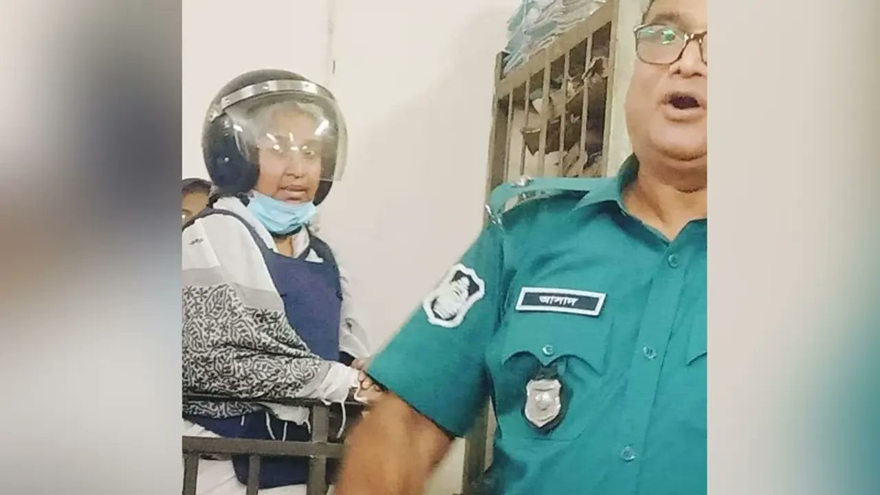 আদালতে নেওয়ার পর ফুঁপিয়ে ফুঁপিয়ে কাঁদলেন দীপু মনি