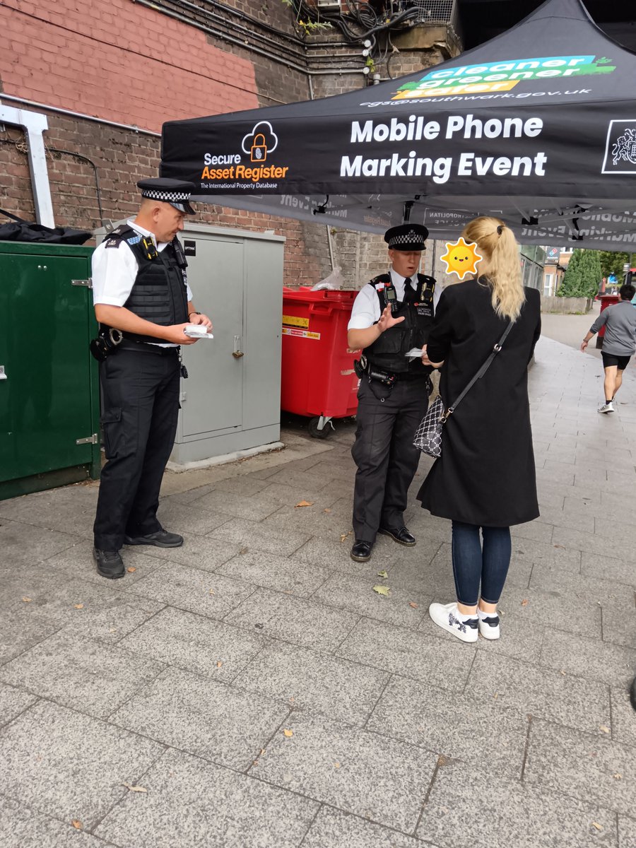 Goose Green Police (@mpsgoosegreen) on Twitter photo Goose Green Neighbourhood Policing Team hold a mobile phone marking event this morning outside East Dulwich Train Station. If you missed it today, another one will be held in 5 weeks time, it will be advertised on here 2 weeks before it takes place.
<a href="/MPSSouthwark/">Southwark Police | Central South BCU</a> Goose Green Neighbourhood Policing Team hold a mobile phone marking event this morning outside East Dulwich Train Station. If you missed it today, another one will be held in 5 weeks time, it will be advertised on here 2 weeks before it takes place.
<a href="/MPSSouthwark/">Southwark Police | Central South BCU</a>