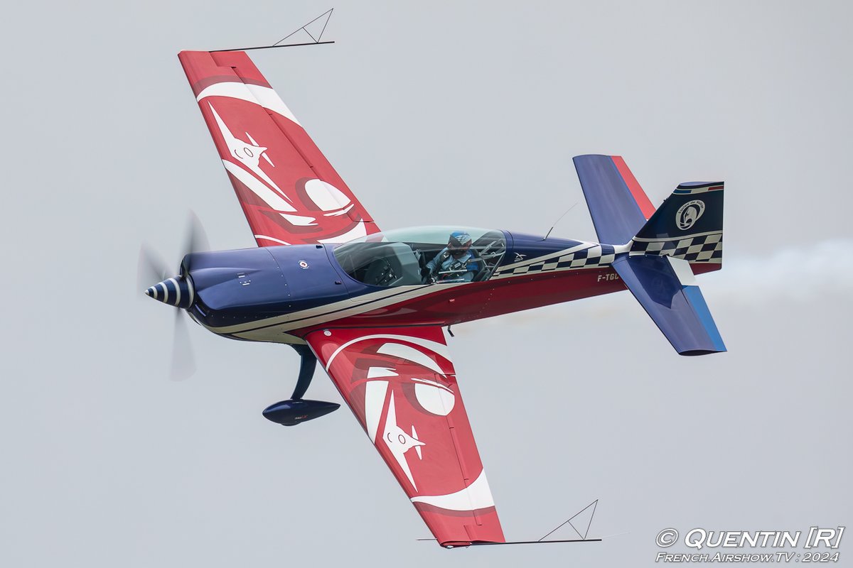 FrenchAirshowTV's tweet image. Le nouvelle Extra 330LX 🛩️de l'@EVAAofficiel  au 10e Fête de la Voltige Célestin Adolphe Pégoud à Montferrat 38 📍
#voltige #avgeek  #display #EVAA #airshow #montferrat #isere