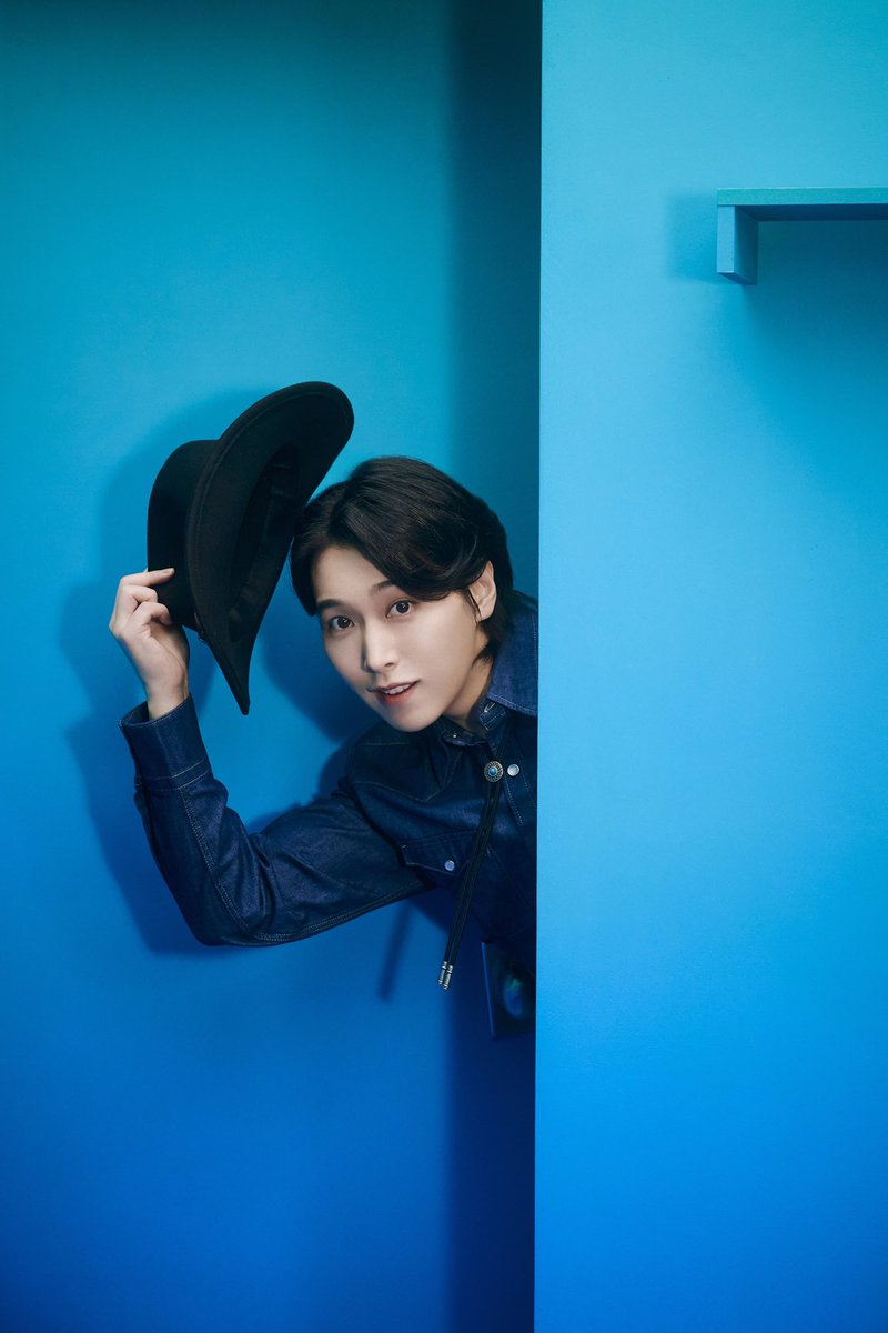 whatthekpop1's tweet image. #Sungmin unveils the second set of teaser images for his digital single, 'YO.YO.YO.'. #kstar #kmusic