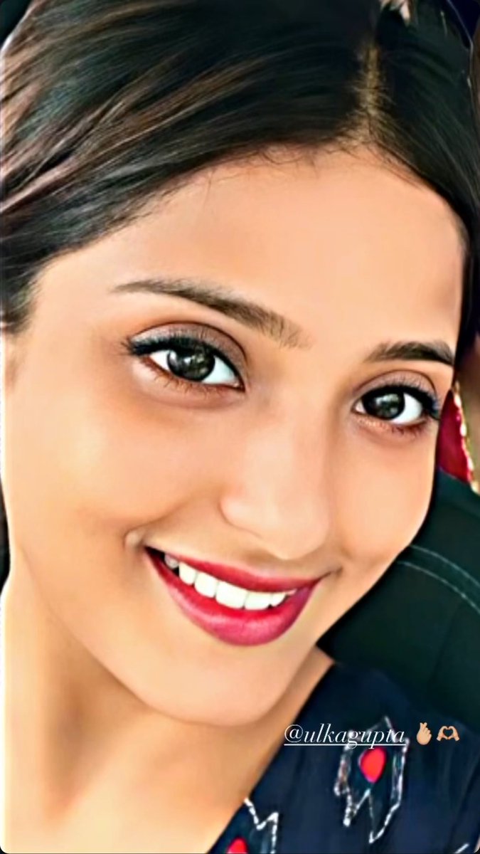 Chandle419's tweet photo. Pretty 🤩
#UlkaGupta https://t.co/6dPgM4Es8B