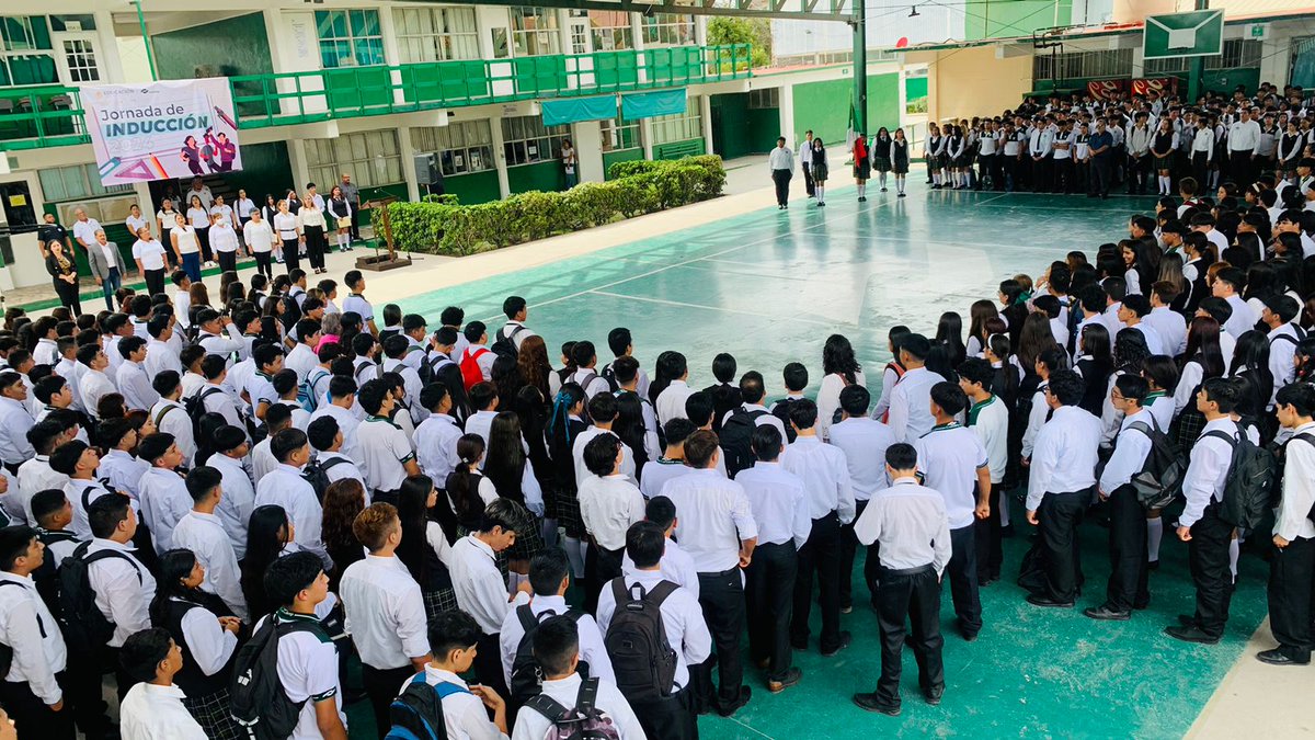 Conalep_Mva's tweet photo. 📣CONALEP MONCLOVA EN MOVIMIENTO🦅

¡Bienvenidos! 
✅Jornada de inducción y reforzamiento 2024 para alumnos de 1, 3 y 5 Semestre de Conalep Monclova. 📚⭐️🙏🏻

#conalepmonclova
#OrgullosamenteCONALEP https://t.co/lYbrfO3Anz
