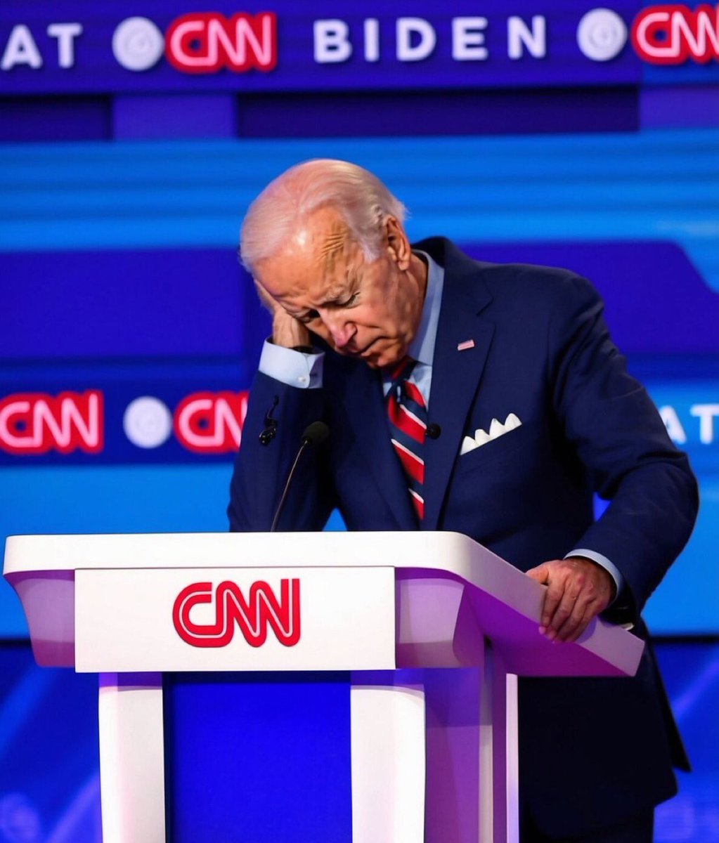 LovelyGigi33's tweet photo. @MJTruthUltra An overly drugged confused and angry old man, that’s what the #DemocratsDelivered last night #DNCEmpty https://t.co/mDyawBngbr