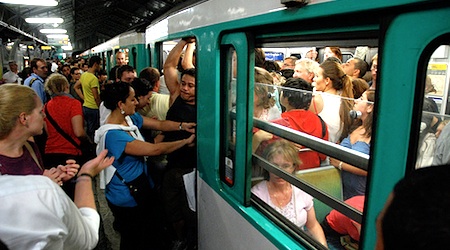 hstlinfo's tweet photo. Paris: 10 tips for riding the Metro like a local https://t.co/2tKaF8pB9o https://t.co/4ISz7zsdqi