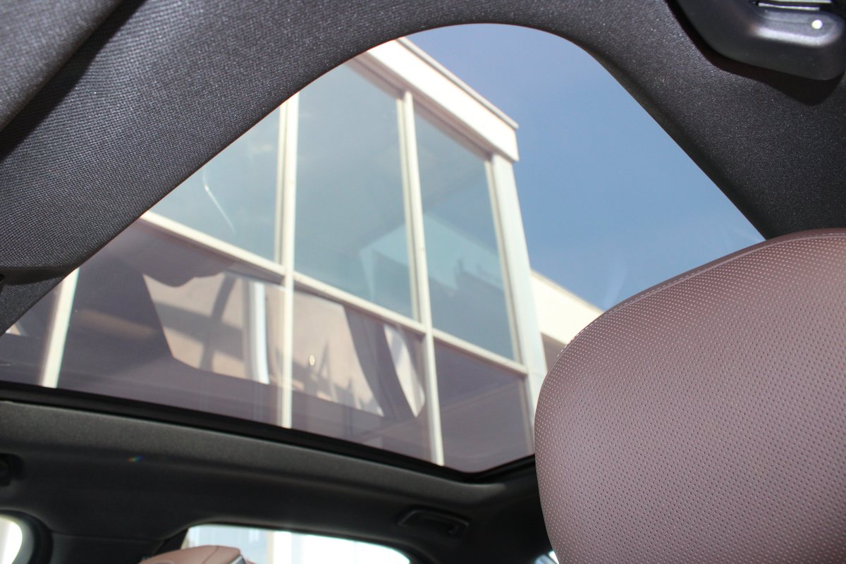 BMW_of_Meridian's tweet photo. Fresh on the Lot! 2024 BMW i7 eDrive50
It has the absolutely stunning Swarovski Crystal Headlights, Illuminated Kidney Grille, Front Massaging Seats, Rear Seat Touch Screen Controls and More!
601-483-8131
https://t.co/ZdNrtWjmQS https://t.co/2PsBgjUAak