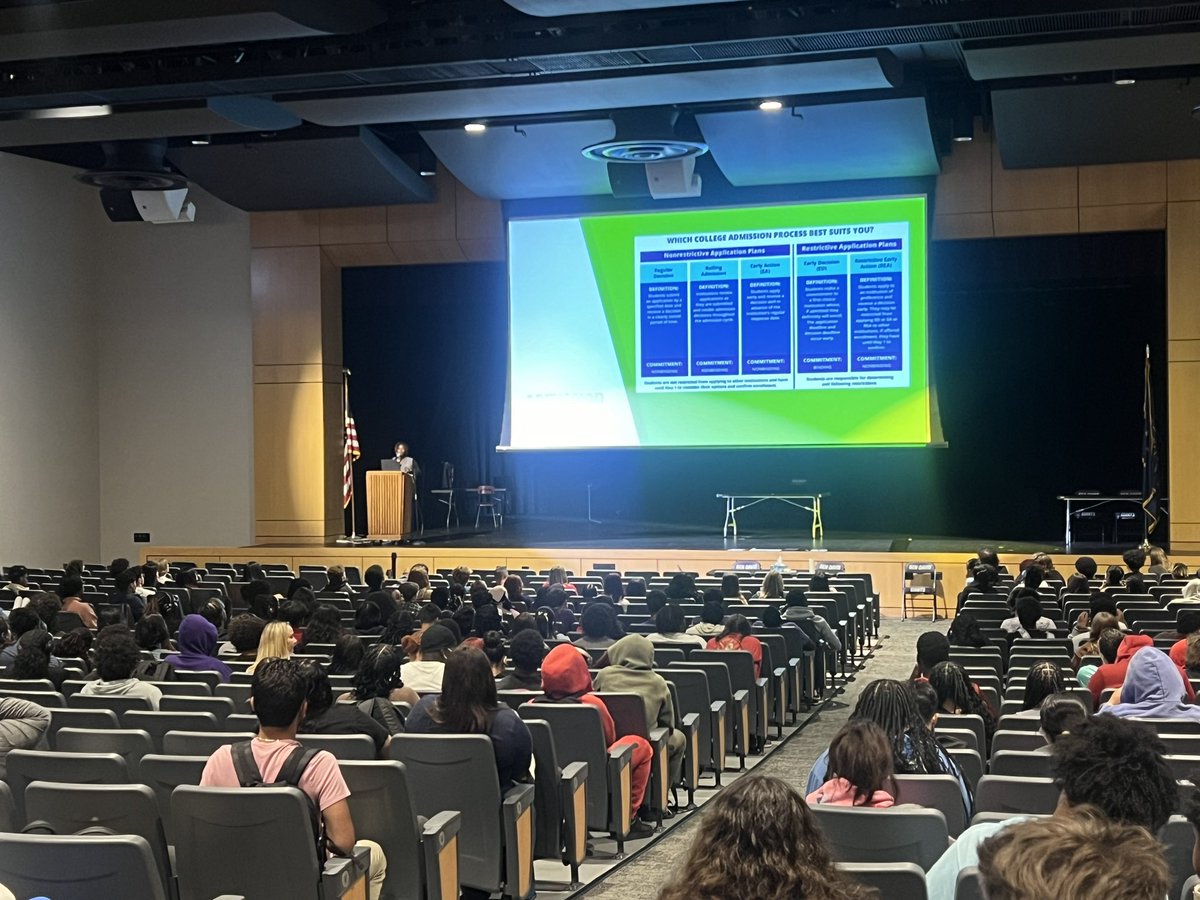 BD Class of 2025 Empowering seniors as they navigate the college admissions process! Investing in our students’ futures and providing the support they need to succeed. #StudentSuccess #EducationMatters #wearewayne