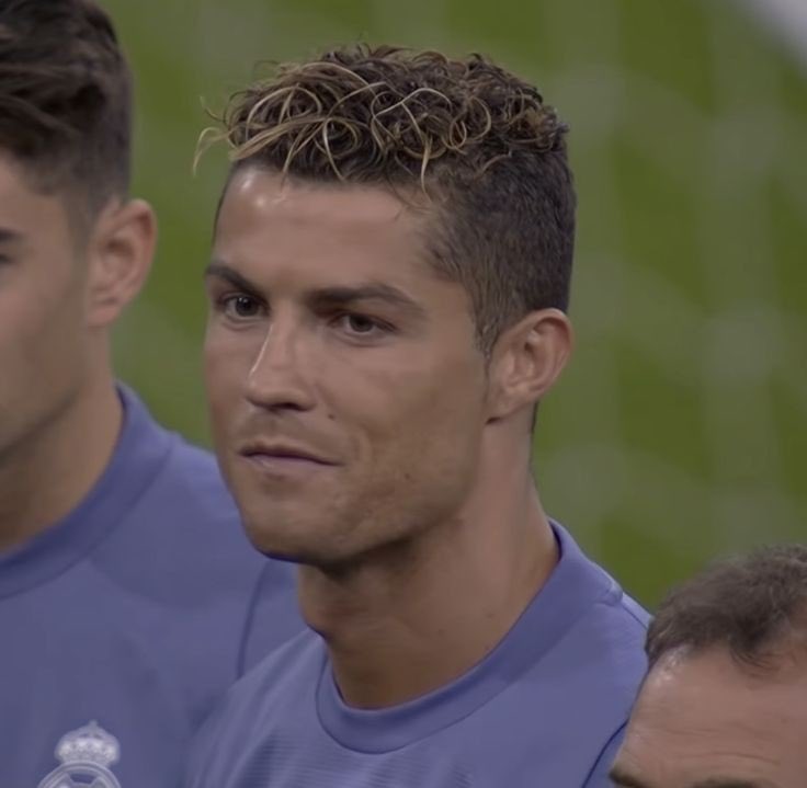 realmilgrauu's tweet photo. "É só um cabelo" 

Não! É um pedaço da história... https://t.co/kuT8i29xF1