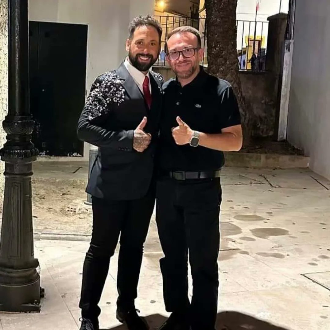 SilverioBel643's tweet photo. Arjona Jaén. Exitazo!!! En nuestra página de IG tenéis las fechas de todas las galas https://t.co/95CuQ0uZzC
