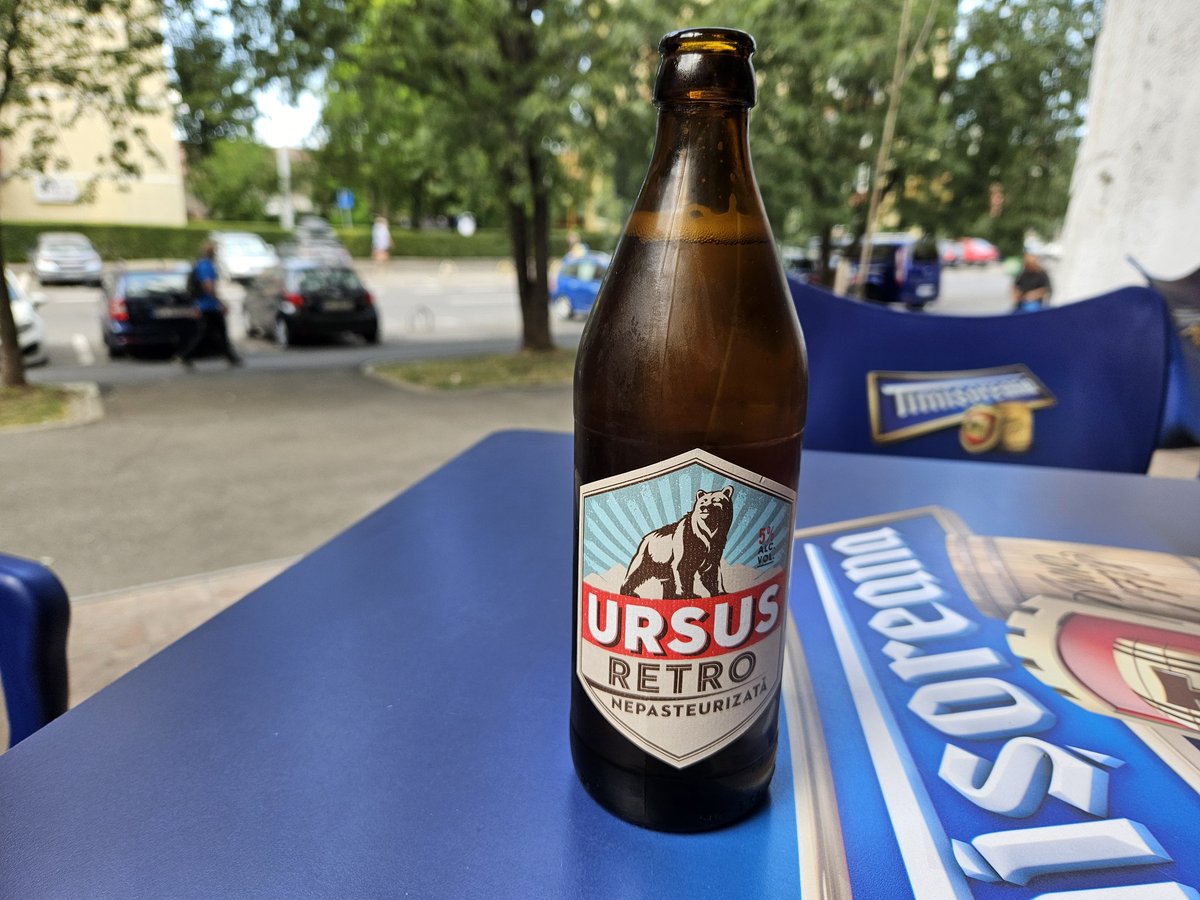 RJonTourUK's tweet image. Back in #Brasov after an intense time since leaving Foggia in South Italy in early August.
Time to chill, work, and watch the impact of the latest #googlealgorithm and the usual #beeroclock