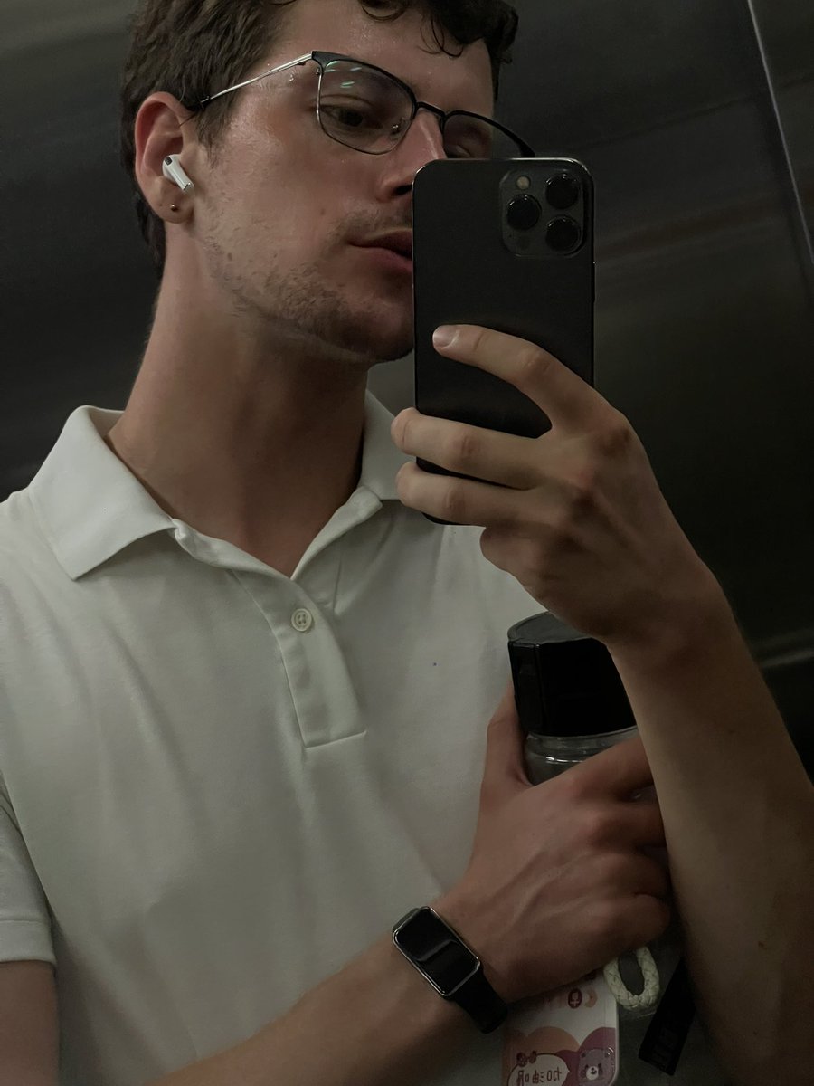 RostiFeo's tweet photo. Gym is done ✅ https://t.co/9Y18X2I94I