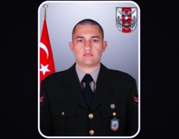 Pençe-Kilit Operasyonu bölgesinde yaralanan ve yapılan tüm müdahalelere rağmen kurtarılamayarak şehit olan P.Uzm.Çvş. Muhammed Emin ÖNK’e Allah'tan rahmet diliyorum.

Yüce Türk Milletinin Başı Sağ Olsun.