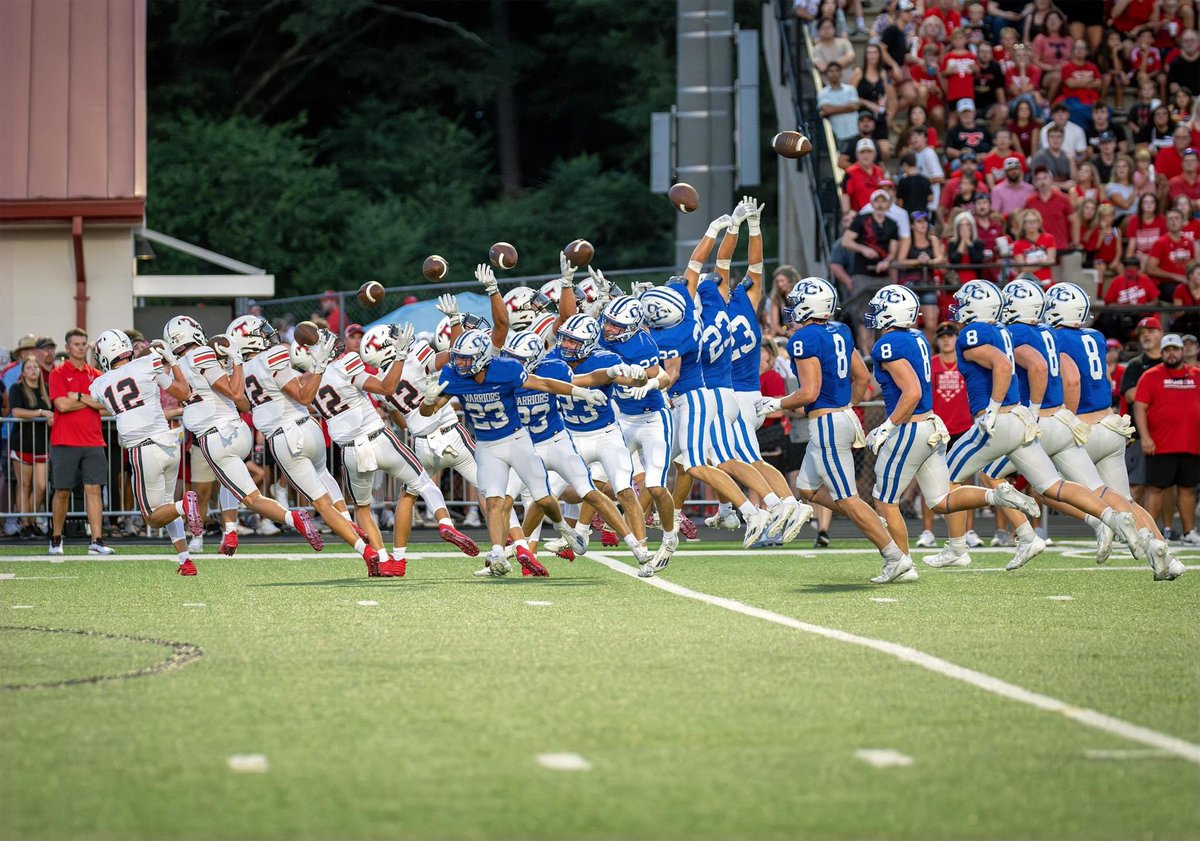 1 second in game time: the pass goes over the defender as WR <a href="/landon_roldan/">Landon Roldan</a> twists and reaches - only for the ball to bounce off one hand but momentum carried it down into his grasp as he turned back around in stride for the TD!

<a href="/NOHSFootball/">North Oconee Football</a>
<a href="/NOHSTitans/">North Oconee Titans</a>
<a href="/OfficialGHSA/">GHSA</a>