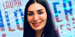 ClaudetteGGibs1's tweet photo. The two faces of Laura Loomer.  Despicable bish. https://t.co/eZByR6w1PV