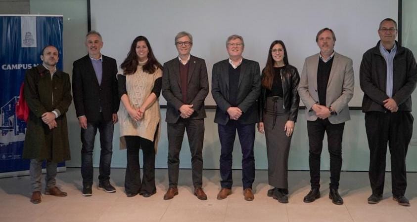 👥Estuvieron presentes, entre otros:
🔸<a href="/ConreroMarcelo/">Juan Marcelo Conrero</a>, Prorrector de Desarrollo Territorial de la UNC
🔸<a href="/PARRASEBASTIAN/">Lic. Sebastian Parra</a>, Coordinador de la mesa de movilidad sostenible, consejero de ADEC
🔸Carlos Bertone, Clúster Automotriz de la Provincia de Córdoba
🔸<a href="/GeeseVeronica/">Verónica Geese</a>, Secretaria