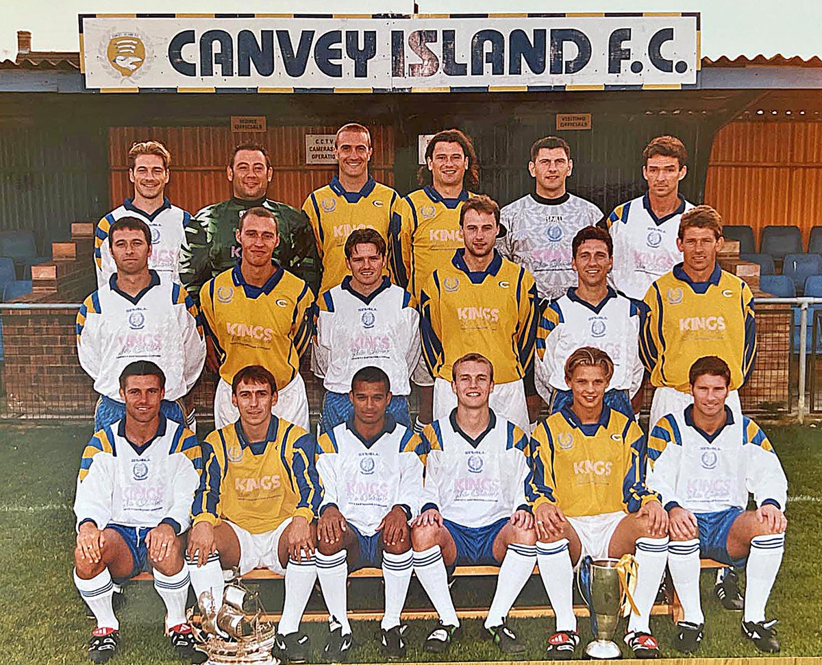 NickyHayesPhoto's tweet photo. Looking through some old images I found this @CIFC team photo from 1998...Same great players they had back in the day...#LovePhotography https://t.co/YbEGDcwQHm