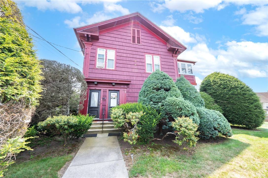 DuckworthHomes's tweet photo. 157 Carrington AVE, Woonsocket, RI 02895 just hit the market!

Take a look at this awesome space: https://t.co/QGthyTjNHp https://t.co/rcgzIhOv5k