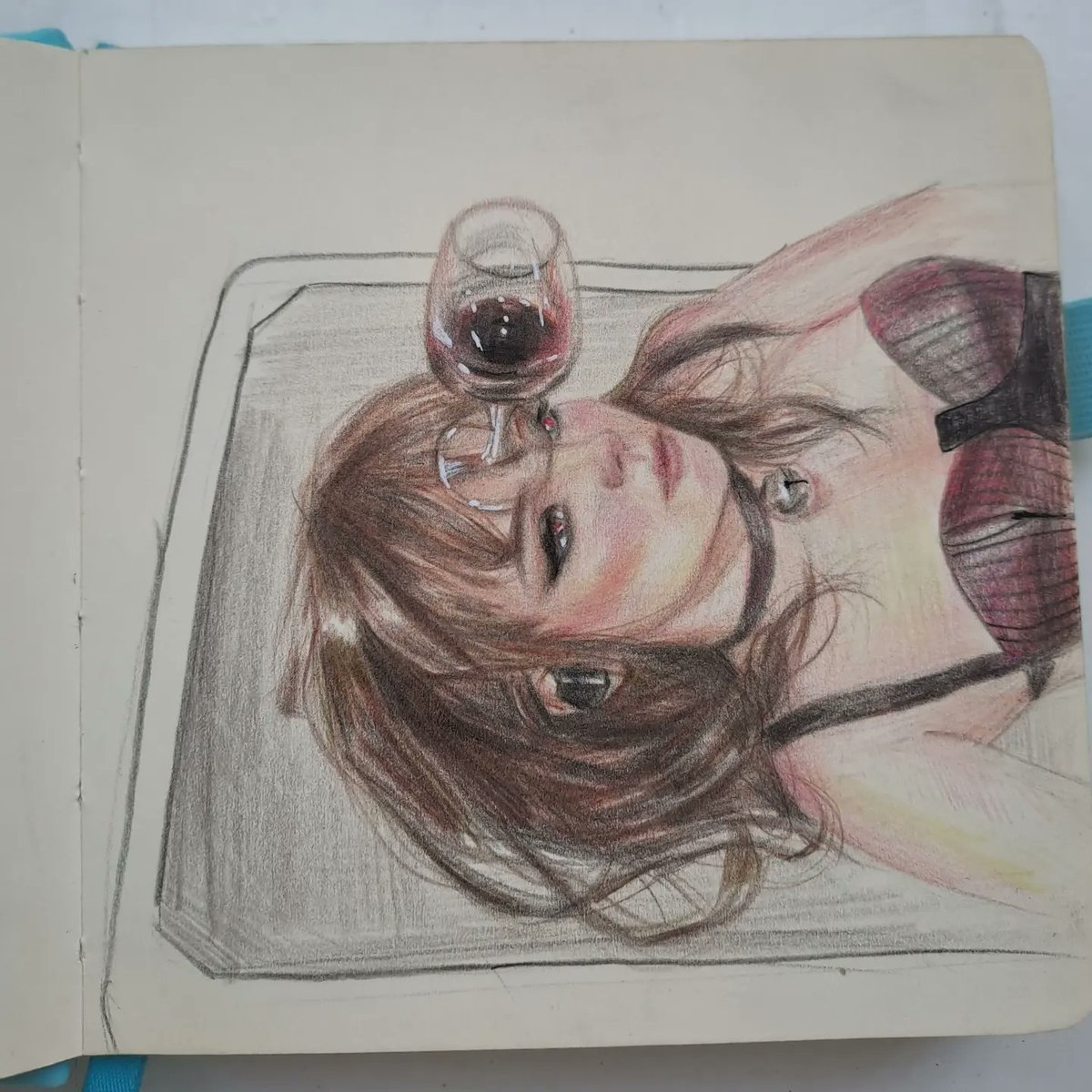ErnaChak's tweet photo. #арт #рисунок #рисование #скетч #скетчбук #графика #grafic #drawing #draw #sketch #sketchbook #art #sketches #sketchbook #sketch #star #måneskin #maneskin #maneskinfanart #maneskinfans #maneskinmemes #design #måneskinvictoria #color #supportart #victoriamaneskin #mememaneskin heh https://t.co/cil8J3e2oV