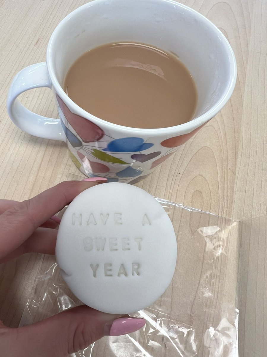 WightmanMiss's tweet photo. A lovely sweet treat from a pupil for the first day of term! ☕️📚 https://t.co/KxfDAcCkeT