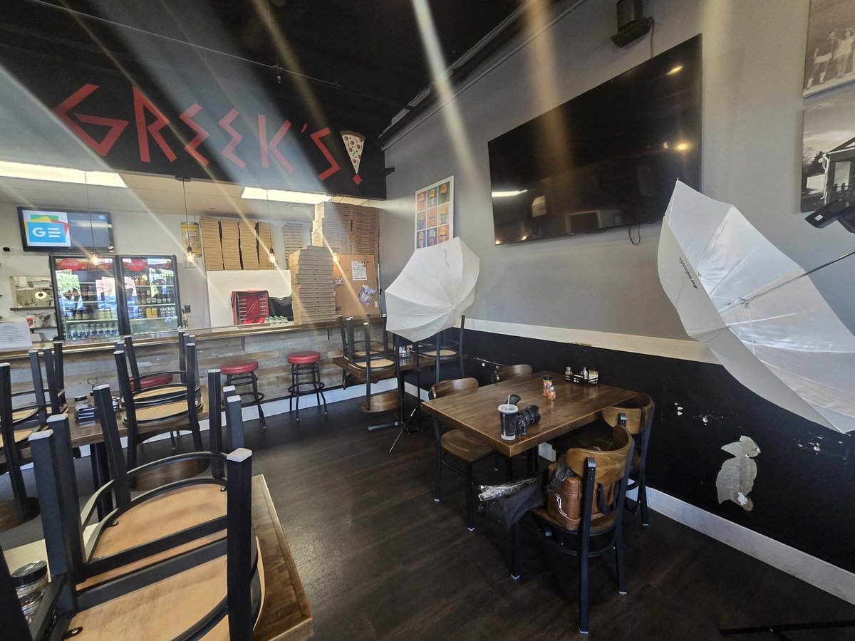 walouija_'s tweet photo. Today I'm taking photos for Doordash at Greek's Pizzeria! https://t.co/dvaMhO6VNL