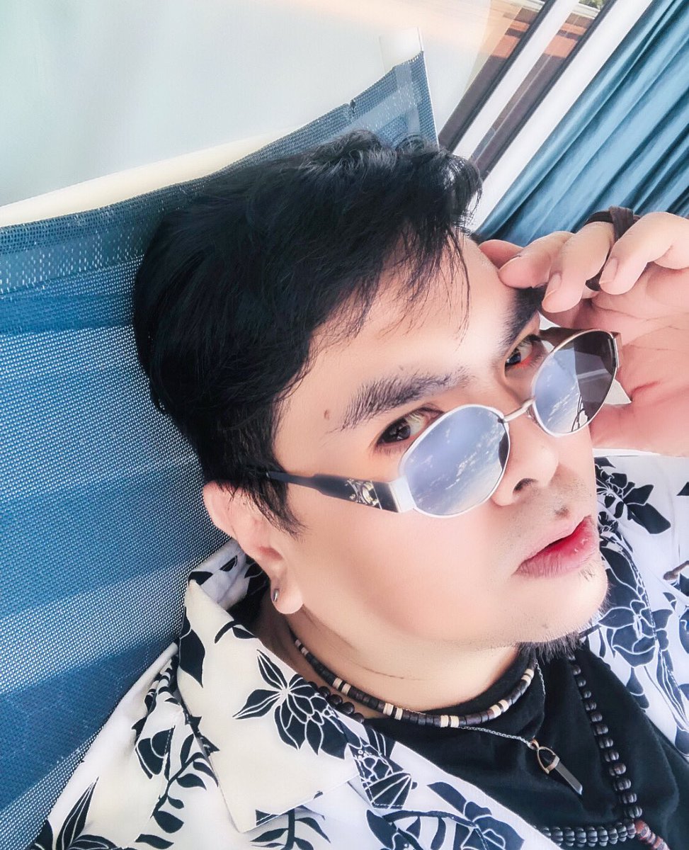Brendt_Jacob's tweet photo. Summer Feels. #summer #summerlook #summerfeels #summerootd #ootd #summerfashion #summerstyle #summerattire #selfie, #camwhoring, #projections, #nothingtodo, #me, #myself, #memyselfandi, #justme, #simplyme, #mypic, #selfpic, #facepic, #itsme, #imbored, #doingnothing, #thisisme, https://t.co/K74JEyM4LJ