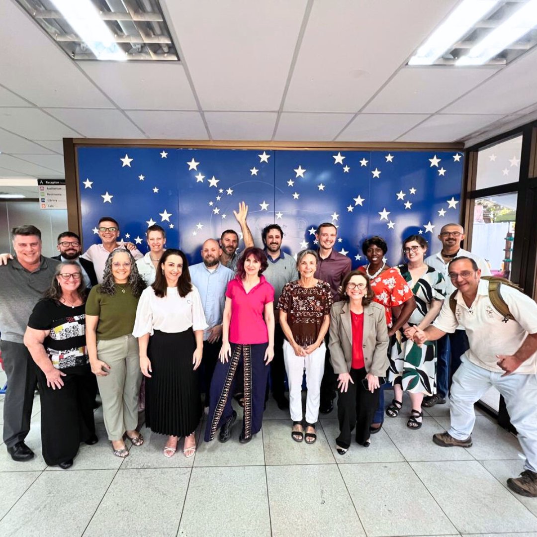 ELPrograms's tweet photo. Ten English Language Fellows from Central and South America gathered in Brazil for a mid-fellowship event filled with project sharing, presentations at #BrazilTESOL, and endless fun! They made time for delicious food and exploring amazing sites!
#ELFellow #ExchangeOurWorld https://t.co/DJahZKr5ly