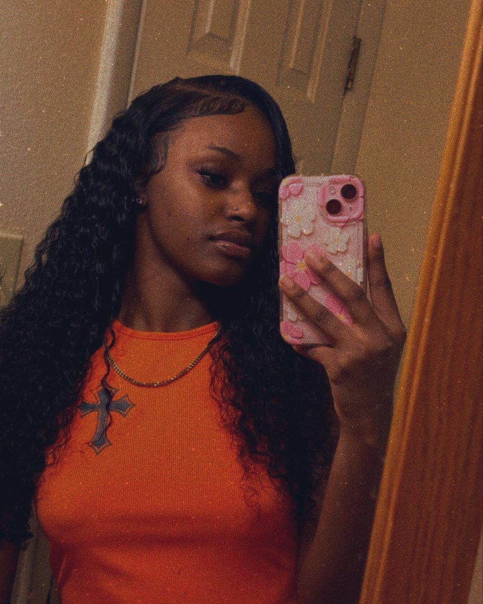 itssjavanna's tweet photo. #yoursecretobsession #prettyface #fineshit ππ https://t.co/j6q0SgGsxf