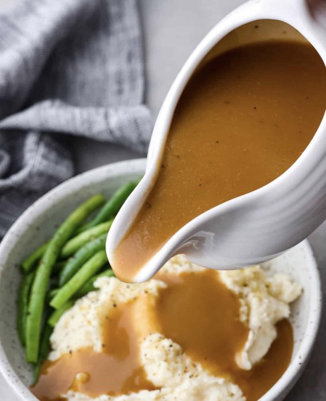 themantonhoward's tweet photo. Normal gravy:                 Different gravy:
#oafc https://t.co/88D63BcOBH