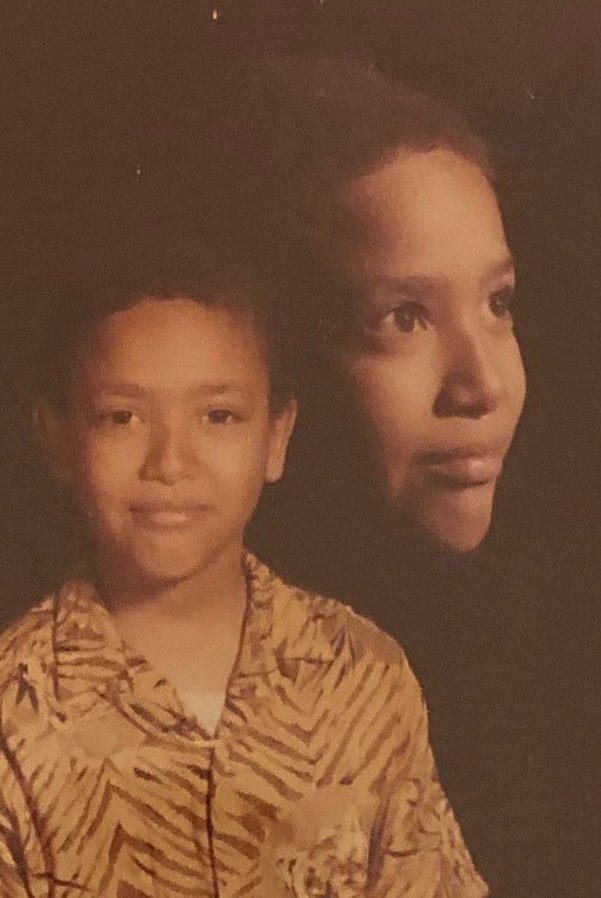 TorreyMaldonado's tweet photo. Some say get over it. Poverty I’m from isn’t something to get over. When I was a boy, I didn’t know a life beyond my projects or my life could go passed 18. Now at @Highlights completing projects my projects hoped I’d create—books. Hope this is another #GlobalRead like #Hands https://t.co/Ck5XFiAnsO