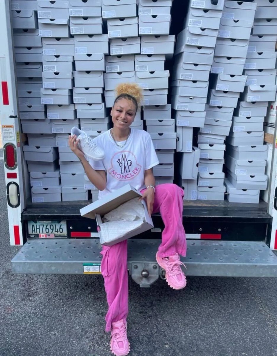 Meet the School Counselor Lacing Low-Income Students With Free Air Force 1s

“Just seeing kids without the resources and not feeling confident coming to school—when you look good, you feel good,” Makayla Nash says. “When you want to put nice clothes on, you want to come to