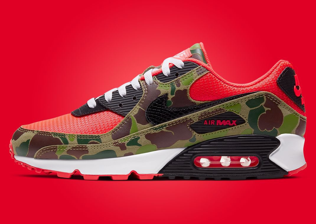 SoleRetriever's tweet image. DUCK SZN: The “Reverse Duck Camo” Nike Air Max 90 is set to return on September 19th 🦆

🗓️ September 19th
📝 CW6024-600
💵 $140