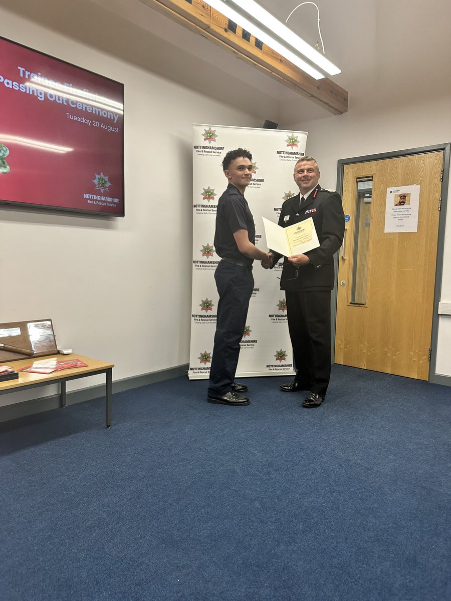 Two pass out parade’s in one day! 
Massive well done to all the new trainees who have just completed 14 weeks of intensive training, and special congrats to FFD Will Cooper 🚒❤️#oneteam #Professional <a href="/nottsfire/">Nottinghamshire Fire and Rescue Service</a>