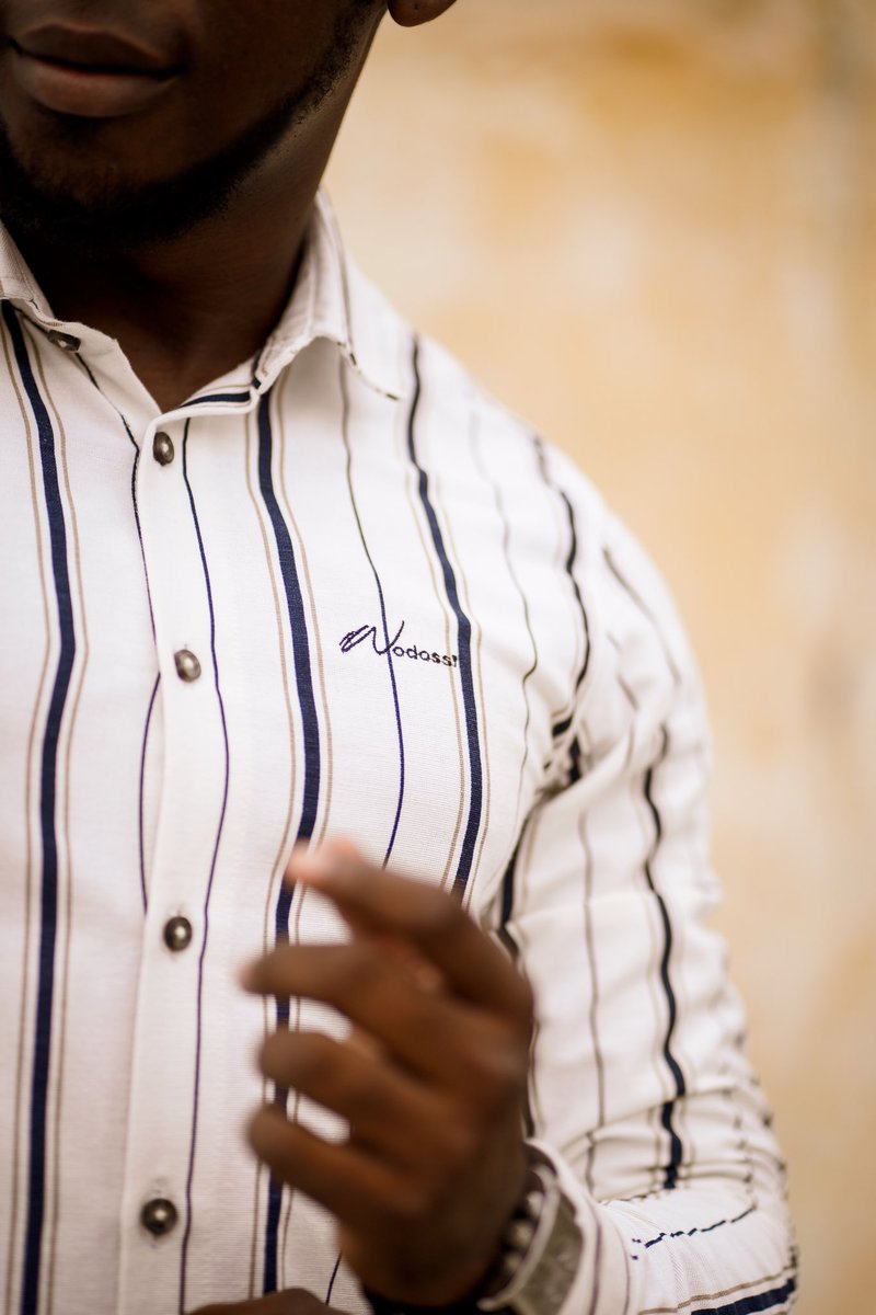 wodossi's tweet photo. “Élégance estivale : la chemise en lin, légère et chic, est mon alliée pour les journées ensoleillées. ☀️”
Disponible en d'autres motifs.
Prix: 25,000 F, CFA ( S, M et L )
#chemiseenlin #linblanc #linwodossi #art_in_Clothing #cotonoubeninlin #chicclass https://t.co/sD4wKQPnBA