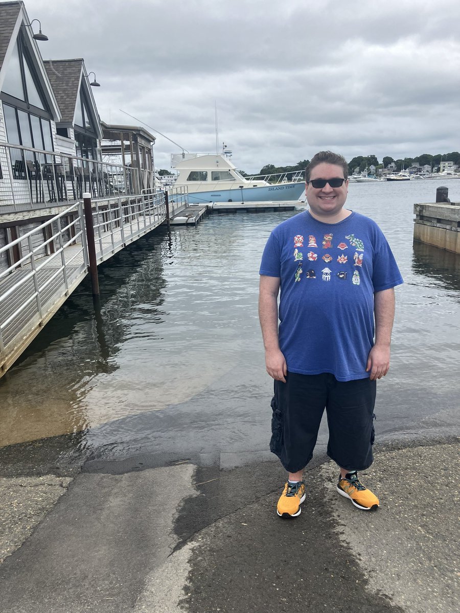 MichaelDaGaymer's tweet photo. I went on a harbor cruise this afternoon with my mom and it was so much fun! Then we went to Michael’s Harborside for some fish 🛥️🌊🐟🍟🍽️ #HarborCruise #Cruise #Boat #Boating #Sea #Ocean #Water #Travel #Nature #Photography #Boats #BoatLovers #GuysOfTwitter #Guys #GayGuy #LGBTQ https://t.co/1vmMQDyYMD