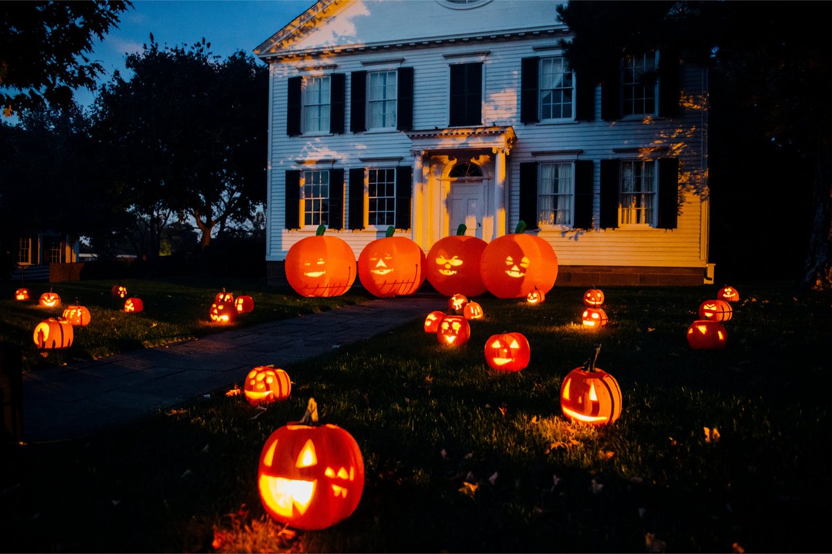 What’s the most enchanting, nostalgic and fantastical #Halloween adventure? It’s Hallowe’en in #GreenfieldVillage, #Michigan's premier outdoor October celebration, presented by <a href="/meijer/">Meijer</a>. 🎃 links.thf.org/3yXbqit 

Member presale begins August 28 — don't miss out.